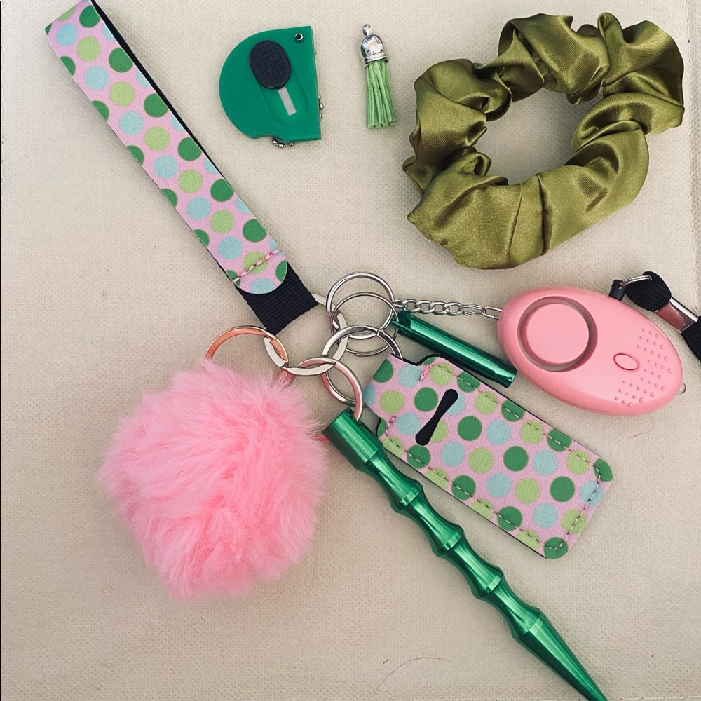 Green polka dot safety keychain